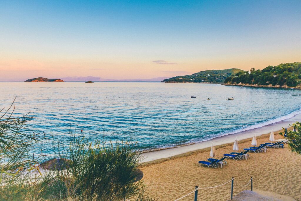 This image has an empty alt attribute; its file name is Achladies-Beach-1024x683.jpg